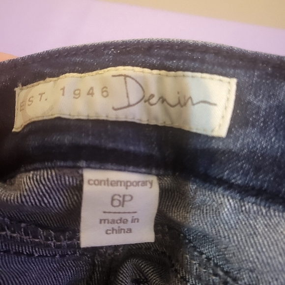 Blue Boot Cut Jeans with Embellished Back Pockets - Picture 8 of 9